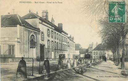 CPA FRANCE 45 " Pithiviers, Hôtel de la Poste".