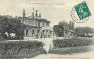 61 Orne CPA FRANCE 61 " St Gauburge, La gare vue extérieure".