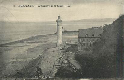 CPA FRANCE 14 " Honfleur, L'estuaire de la Seine". / PHARE