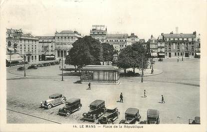 CPA FRANCE 72 " Le Mans, Place de la République".