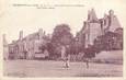 CPA FRANCE 49 "Rochefort sur Loire, Place du Pilori et le château".