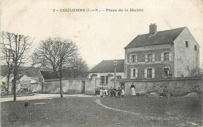 CPA FRANCE 77 " Coulombs, Place de la Mairie".