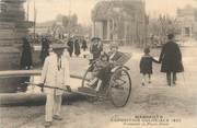 13 Bouch Du Rhone CPA FRANCE 13 "Marseille, Exposition coloniale de 1922, Promenade en pousse pousse".
