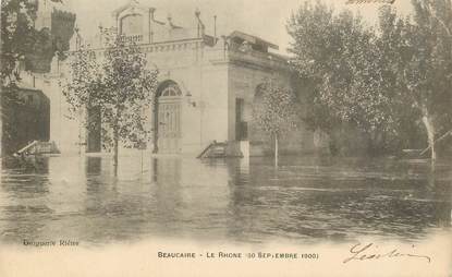 CPA FRANCE 30 "Beaucaire, le Rhone, inondation 1900" / PENICHE / BATELLERIE