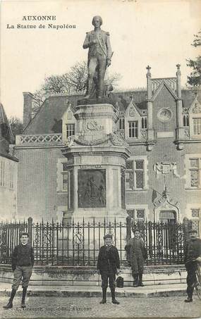 CPA FRANCE 21 "Auxonne, statue de Napoléon"