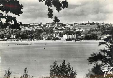 CPSM FRANCE 29 " Morgat, Vue générale de la plage et du bourg de Crozon"