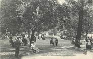 70 Haute SaÔne CPA FRANCE 70 " Luxeuil les Bains, Le parc de l'établissement pendant le concert".