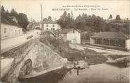 70 Haute SaÔne CPA FRANCE 70 "Montbozon, Le lavoir, rue du pont".