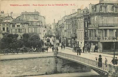 CPA FRANCE 55 "Verdun, Place Chevert et rue de l'Hotel de ville"