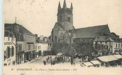 CPA FRANCE 29 "Quimperlé, La place et l'église St Michel".