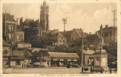 CPA FRANCE 44 " Pont Château, Place de la Mairie".