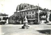 04 Alpe De Haute Provence CPSM FRANCE 04 " Les Mées, Place de la République, les pénitents".