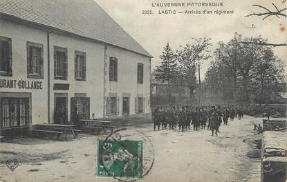 CPA FRANCE 63 " Lastic, Arrivée d'un régiment".