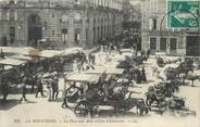 63 Puy De DÔme CPA FRANCE 63 " Le Mont Doré, La place aux ânes et cars d'excursion".