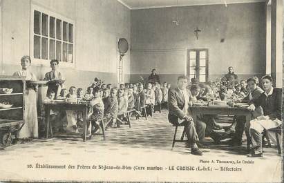 CPA FRANCE 44 " Le Croisic, Etablissement des Frères de St Jean de Dieu, le réfectoire".