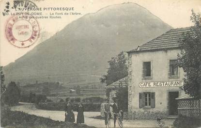 CPA FRANCE 63 "Le Puy de Dôme, La Font de l'Arbre arrêt des quatre routes".
