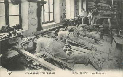 CPA FRANCE 63 " Thiers, Les émouleurs".