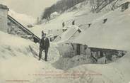 65 Haute PyrÉnÉe CPA FRANCE 65 " Barèges, Les maisons sous la neige après l'avalanche de 1907".