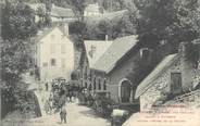 65 Haute PyrÉnÉe CPA FRANCE 65 "Gèdres, L 'arrêt des voitures allant à Gavarnie devant l'Hôtel de la Grotte".