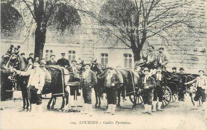 CPA FRANCE 65 "Lourdes, Guides Pyrénéens".