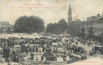 CPA FRANCE 65 " Tarbes, Place Marcadieu pendant le marché".