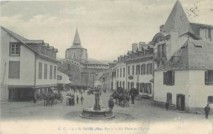 CPA FRANCE 65 " St Savin, La place et l'église".