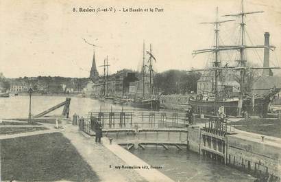 CPA FRANCE 35 "Redon, le bassin et le port  "