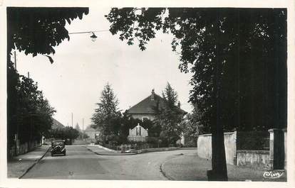 CPSM FRANCE 74 " Reignier, Le monument aux morts".