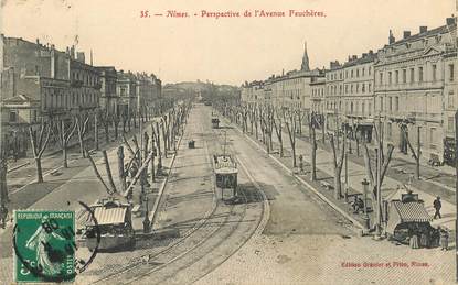 CPA FRANCE 30 "Nîmes, perspective de l'avenue Feuchères"