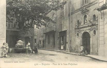CPA FRANCE 83 " Brignoles, Place de la Sous Préfecture".