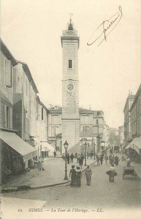 CPA FRANCE 30 "Nîmes, la Tour de l'Horloge"