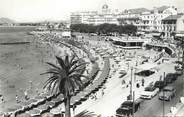 83 Var CPSM FRANCE 83 " St Raphaël, Vue d'ensemble sur la plage".