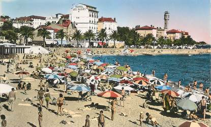 CPSM FRANCE 83 " St Raphaël, La plage".