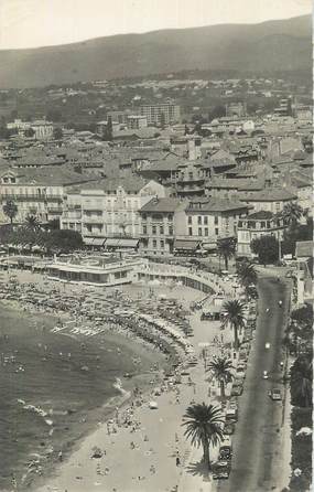 CPSM FRANCE 83 " St Raphaël, Le Boulevard Félix Martin et la plage".