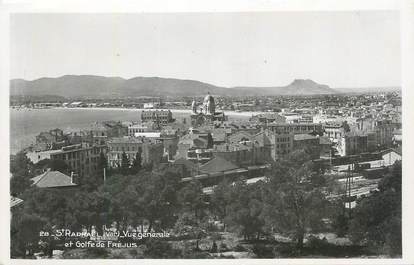 CPSM FRANCE 83 " St Raphaël, Vue générale et golfe de Fréjus".