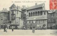 73 Savoie CPA FRANCE 73 " Chambéry, Vieilles maisons en bois, Place de l'Hôtel de Ville".