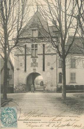 CPA FRANCE 80 " Méricourt sur Somme, Porte du donjon de l'ancien château".