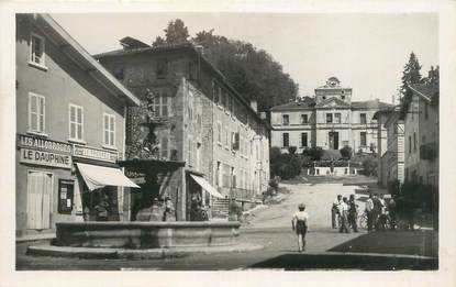 CPSM FRANCE 38 " St Jean de Bournay, Montée de l'Hôtel de Ville".