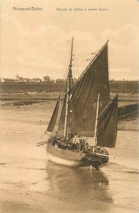 CPA BELGIQUE "Nieuport Bains, barque de pêche"