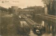 Belgique CPA BELGIQUE "Tournai, Pont des Trous" / PENICHE / BATELLERIE