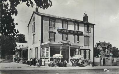 CPSM FRANCE 50 "Jullouville les Pins, Grand Hôtel des Pins".