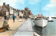 50 Manche CPSM FRANCE 50 " Barfleur, L'église et le quai Henri Chardon".