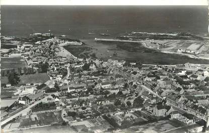 CPSM FRANCE 50 " Barfleur, Vue générale".