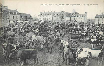 CPA FRANCE 56 " Malestroit, Couvent des Augustines et champ de foire".