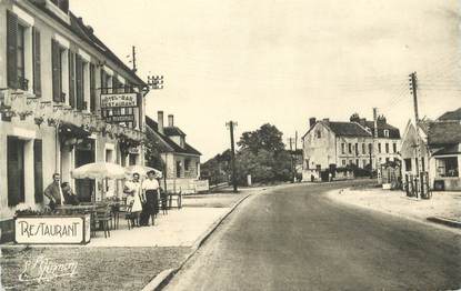 CPA FRANCE 58 " Neuvy sur Loire, Hôtel Le Nivernais".