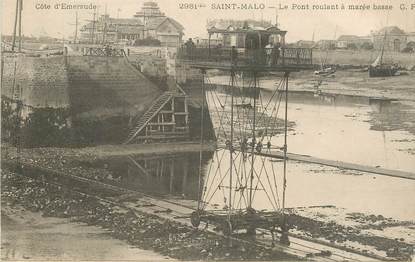 CPA FRANCE 35 "Saint Malo, le pont roulant à marée basse"