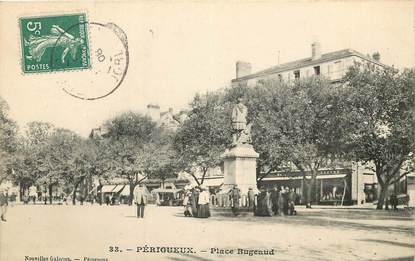 CPA FRANCE 24 "Périgueux, Place Bugeaud"