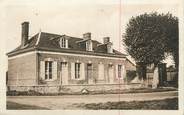 27 Eure CPA FRANCE 27 " Le Tilleul Dame Agnès, L'école et la Mairie".