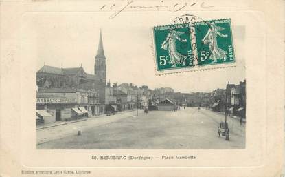 CPA FRANCE 24 " Bergerac, Place Gambetta".