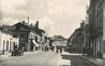 CPSM FRANCE 24 " Montpon sur l'Isle, Quartier St Roch".